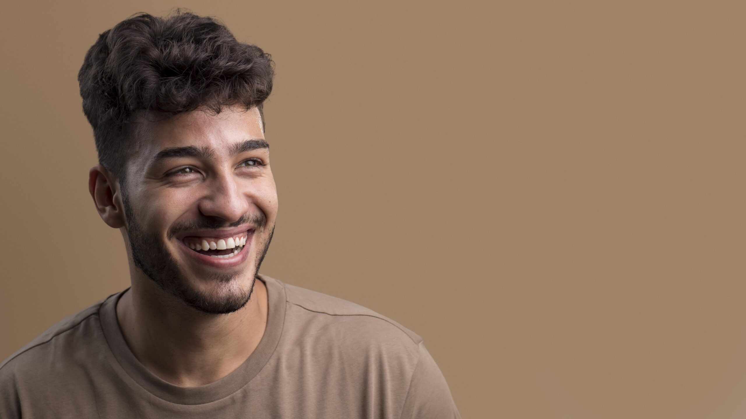 portrait-of-happy-smiley-man